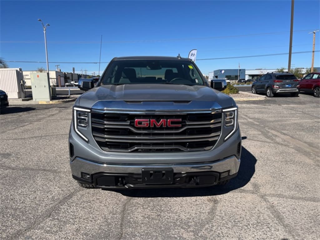 Used 2025 GMC Sierra 1500 SLT Truck