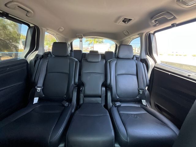 2023 Honda Odyssey Touring - Photo 23