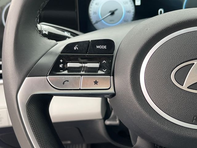 2025 Hyundai Elantra SEL - Photo 16