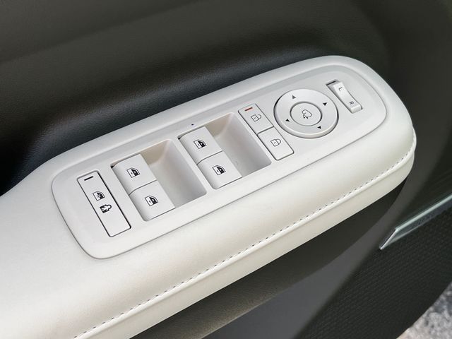 2025 Hyundai Santa Fe Calligraphy - Photo 12