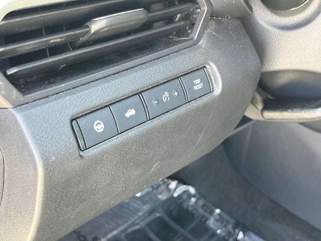 2023 Nissan Altima SR - Photo 13