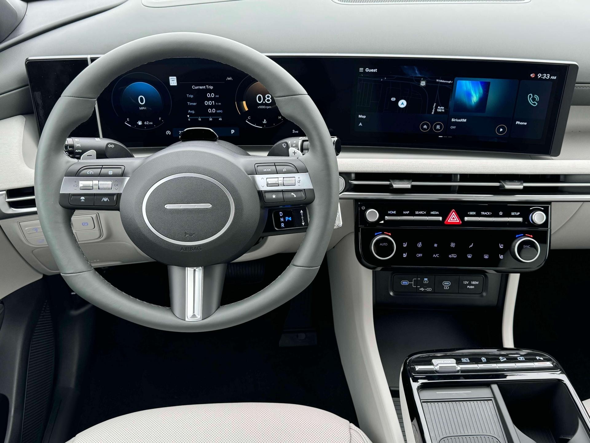 2025 Hyundai Tucson Limited - Photo 17