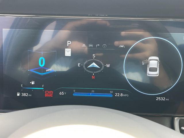 2025 Hyundai Elantra SEL - Photo 14