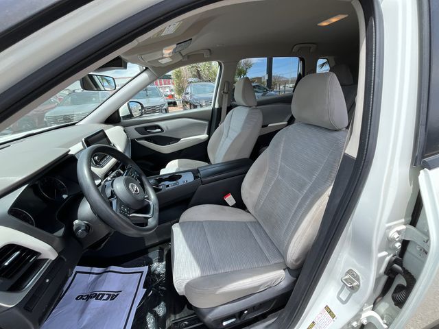 2023 Nissan Rogue SV - Photo 10