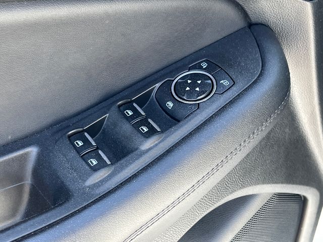 2024 Ford Edge SEL - Photo 12