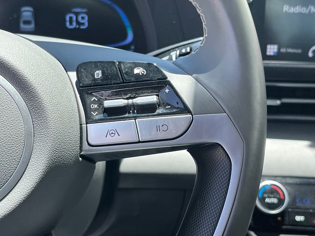 2025 Hyundai Elantra SEL - Photo 18