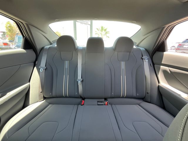 2025 Hyundai Elantra SEL - Photo 23