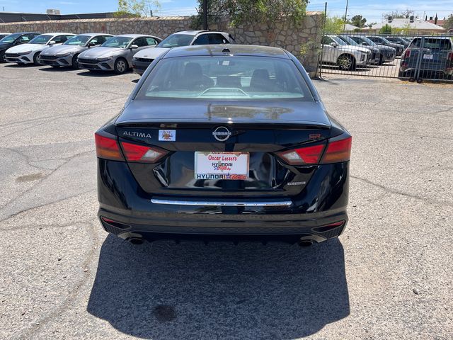 2023 Nissan Altima SR - Photo 7