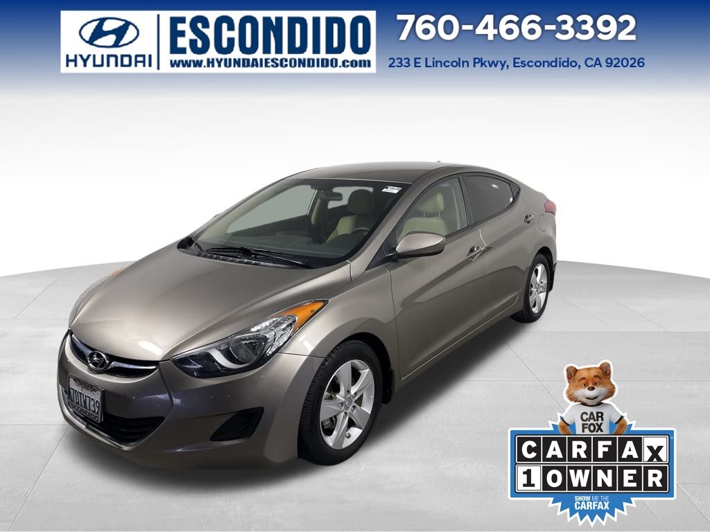 2013 Hyundai Elantra GLS's photo