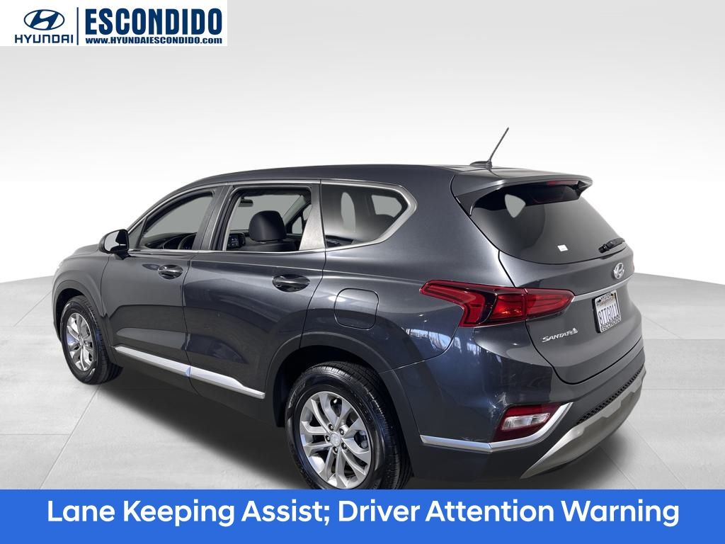 2020 Hyundai Santa Fe SE photo 3