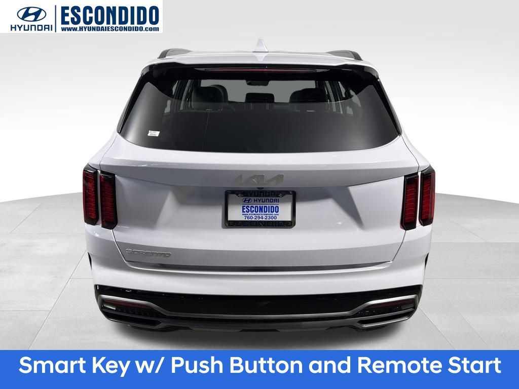 2023 Kia Sorento S photo 4