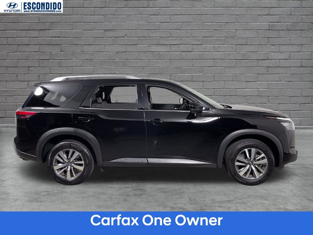 Used 2025 Nissan Pathfinder SL SUV