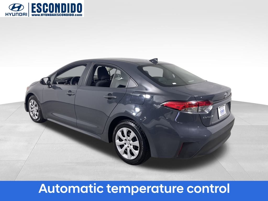 2024 Toyota Corolla LE photo 3