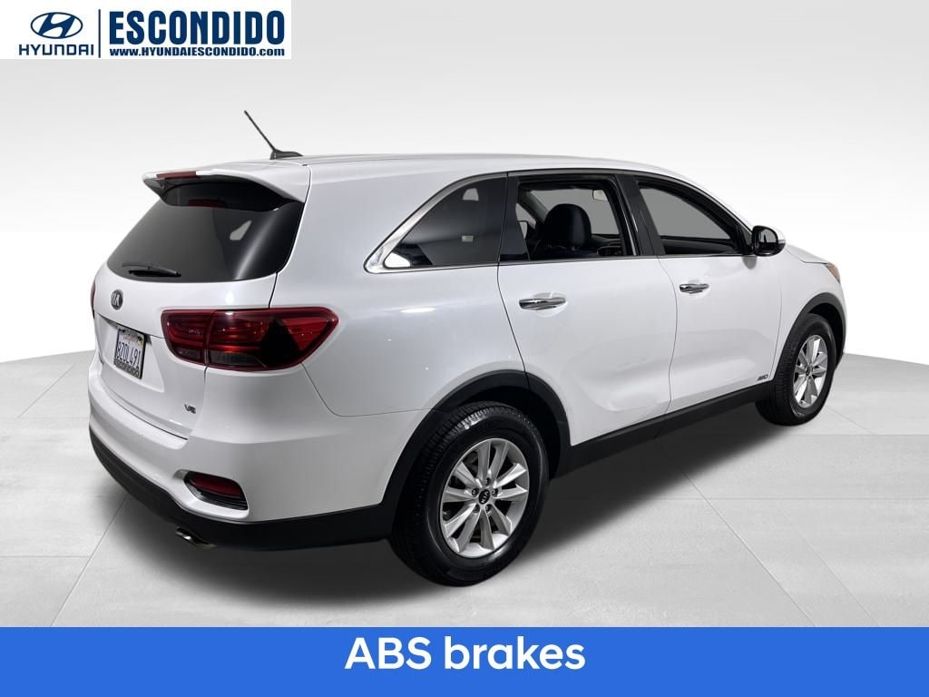 Used 2020 Kia Sorento LX SUV