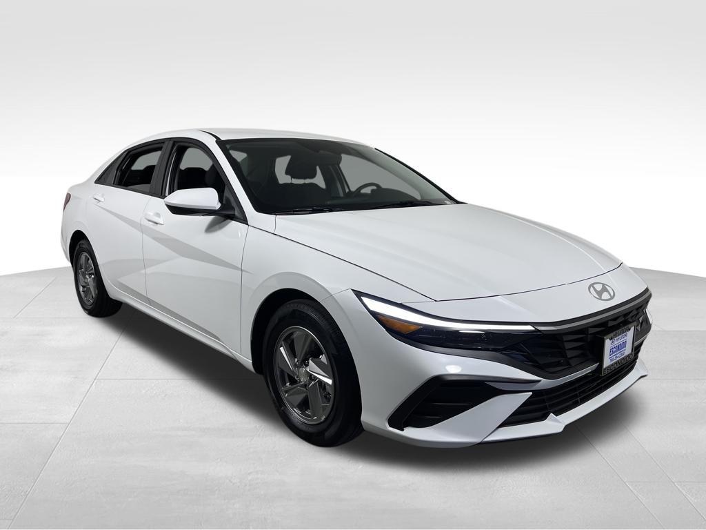 2026 Hyundai Elantra SE - Photo 7