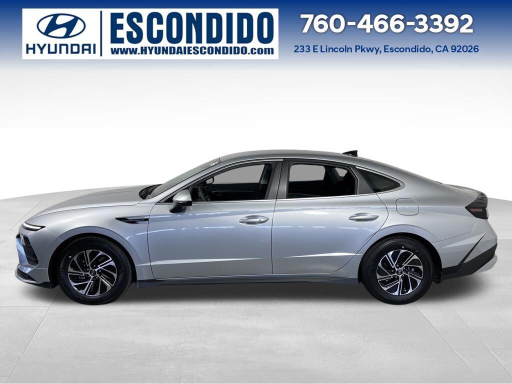 New 2026 Hyundai Sonata Hybrid Blue Sedan