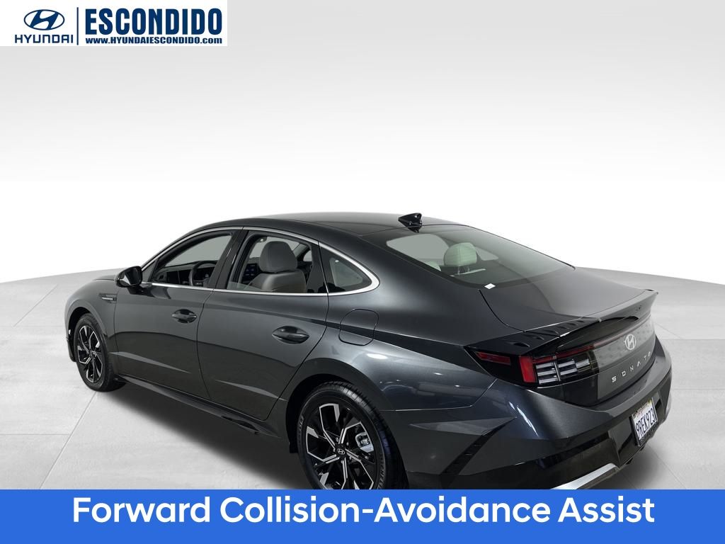 2024 Hyundai Sonata SEL photo 2