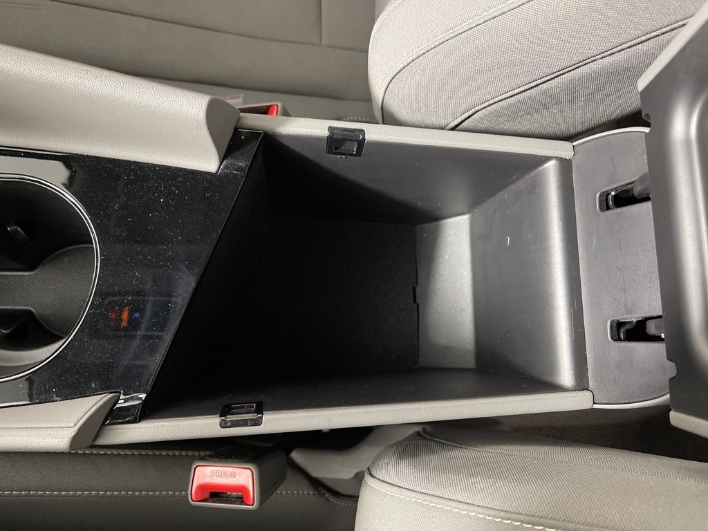 2025 Hyundai Elantra SEL - Photo 25