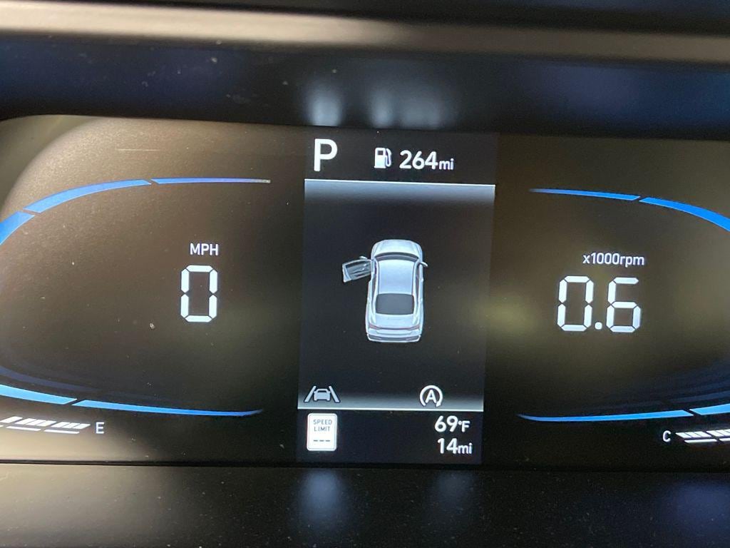 2026 Hyundai Elantra SE - Photo 21