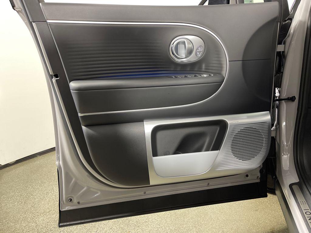 2026 Hyundai IONIQ 9 Performance Limited - Photo 19