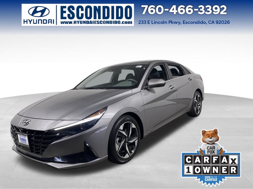 2022 Hyundai Elantra SEL's photo