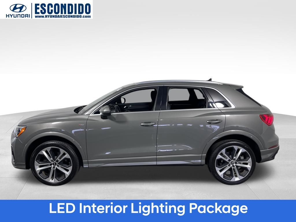 2021 Audi Q3 S line Premium photo 2