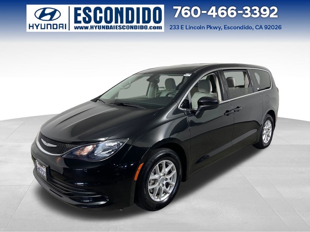 Used 2017 Chrysler Pacifica LX Van