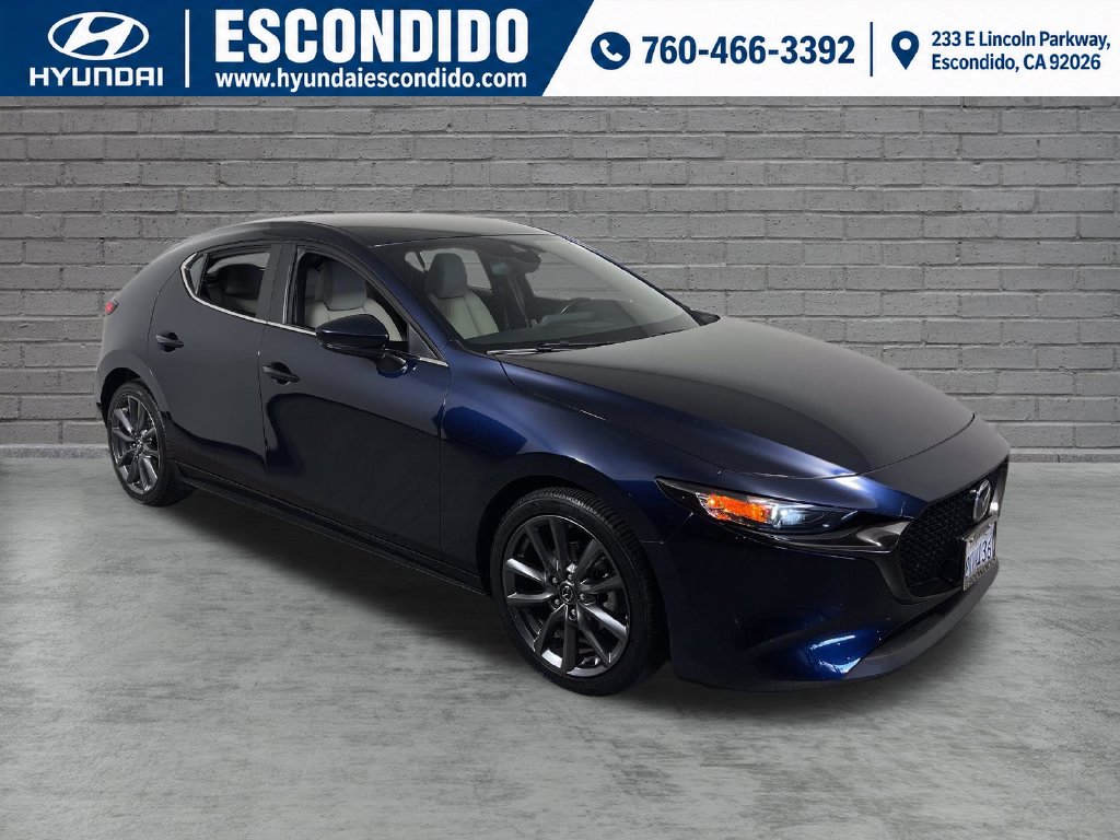  Mazda Mazda3