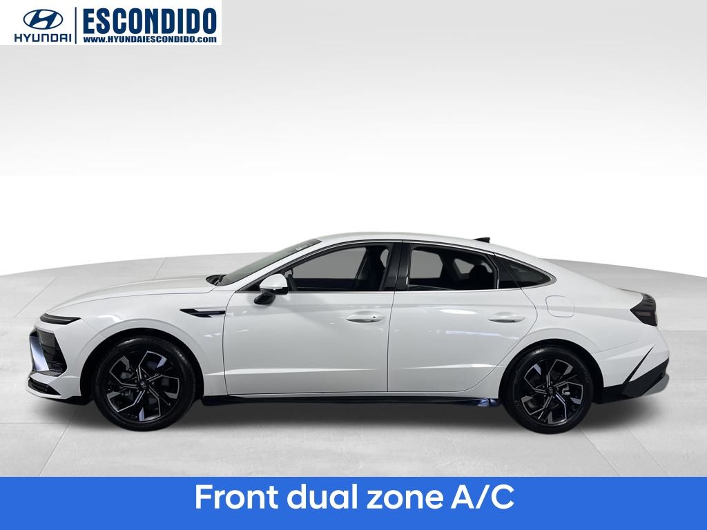 2024 Hyundai Sonata SEL photo 2