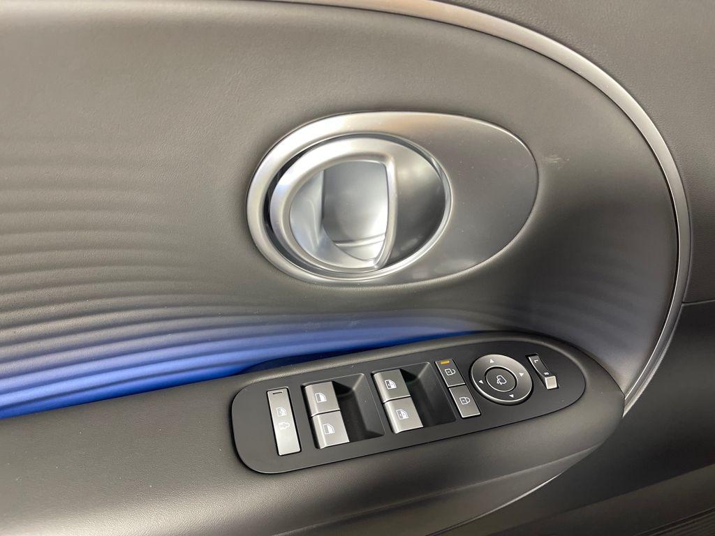 2026 Hyundai IONIQ 9 SEL - Photo 17