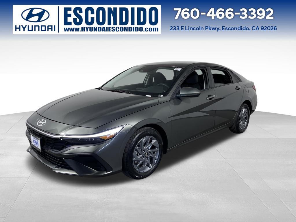 2026 Hyundai Elantra Hybrid Sedan 