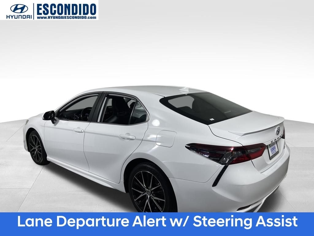 Used 2023 Toyota Camry SE Sedan