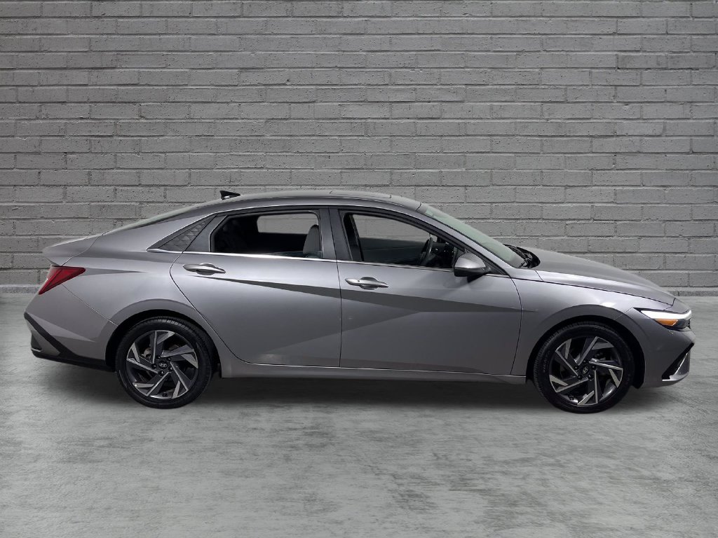 Certified 2025 Hyundai