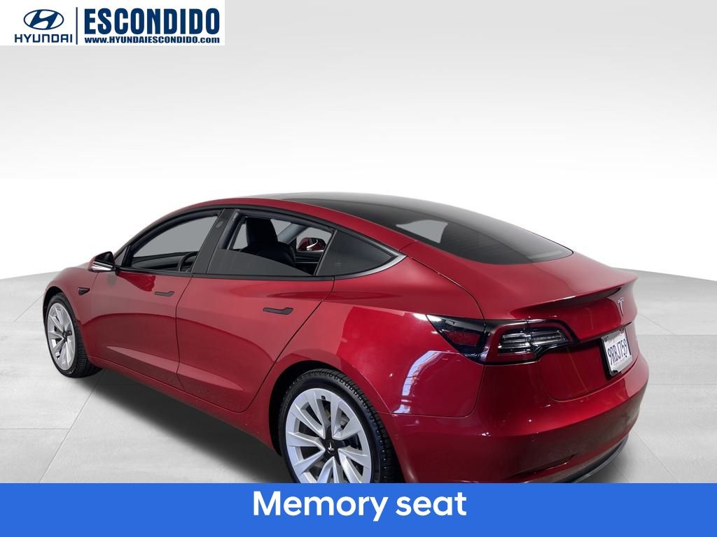 2021 Tesla Model 3 Standard Range Plus photo 3