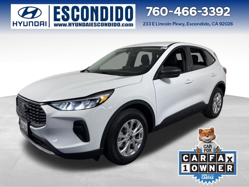 2025 Ford Escape Active's photo