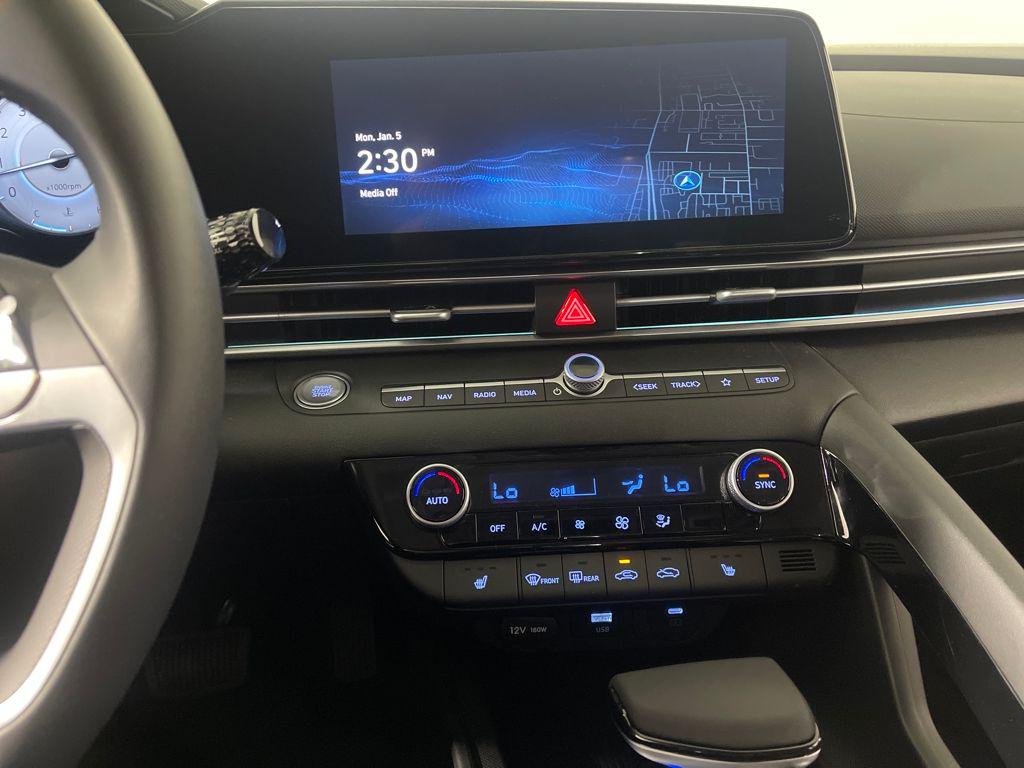 2026 Hyundai Elantra Limited - Photo 22