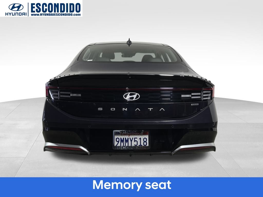 2024 Hyundai Sonata Hybrid Limited photo 4