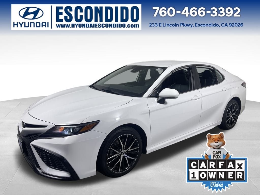 Used 2023 Toyota Camry SE Sedan