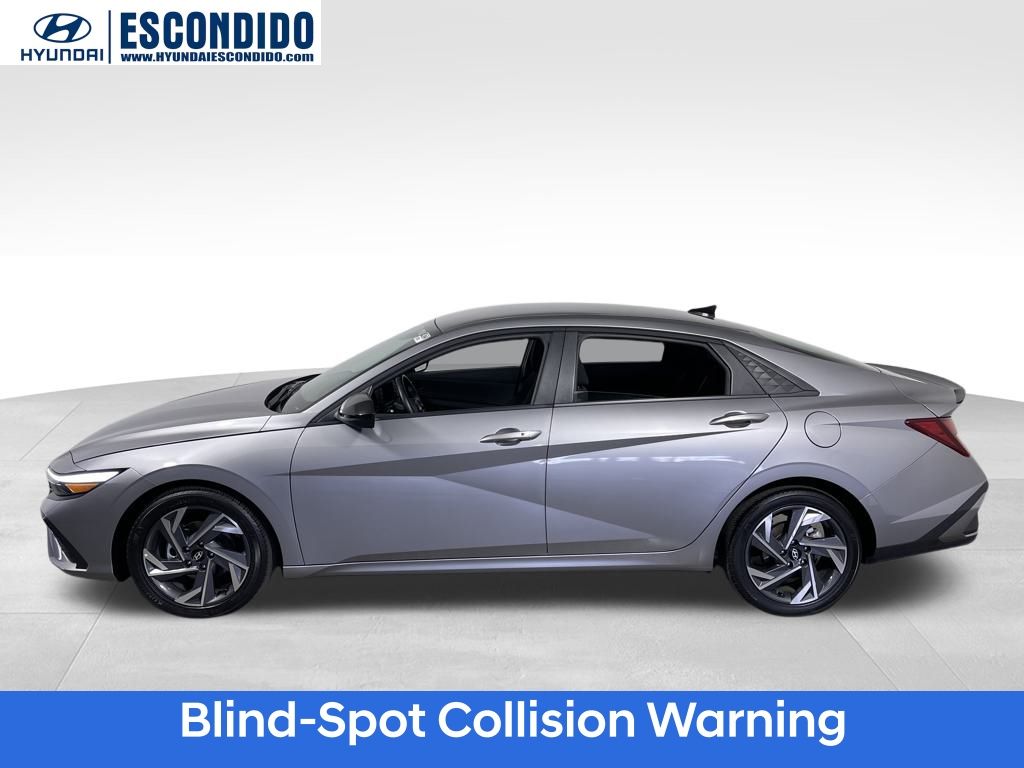2025 Hyundai Elantra SEL Sport photo 2