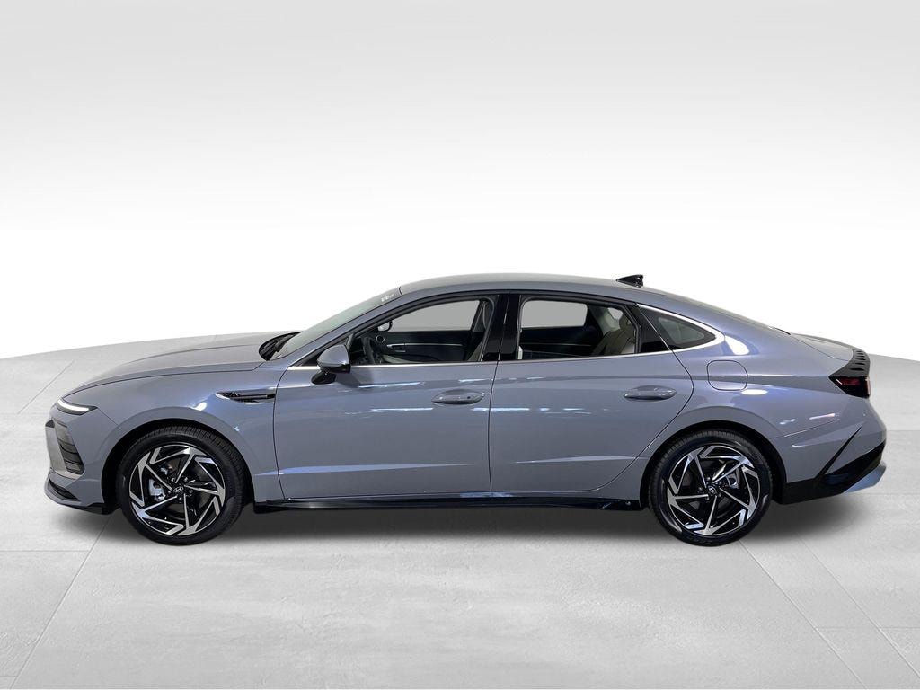 New 2026 Hyundai Sonata SEL Sport Sedan