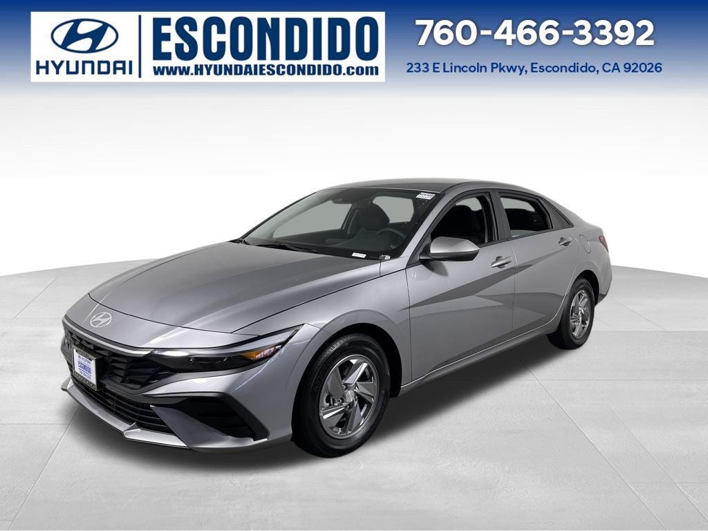 New 2026 Hyundai Elantra SE Sedan