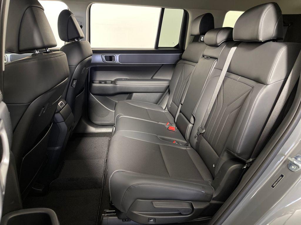 2026 Hyundai Santa Fe SEL - Photo 13