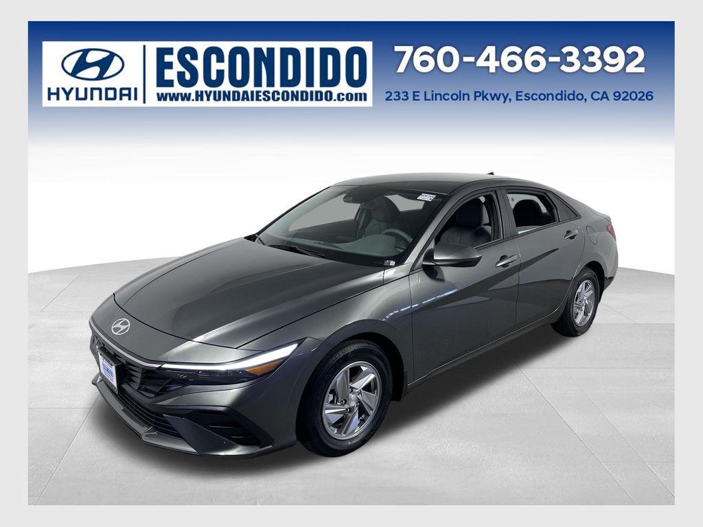 New 2026 Hyundai Elantra SE Sedan