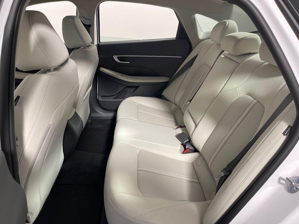 2026 Hyundai Sonata SEL - Photo 13