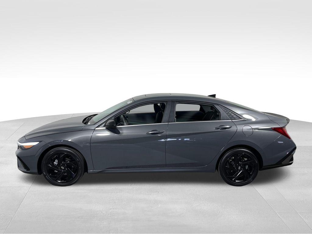 New 2026 Hyundai Elantra SEL Sport Premium Sedan