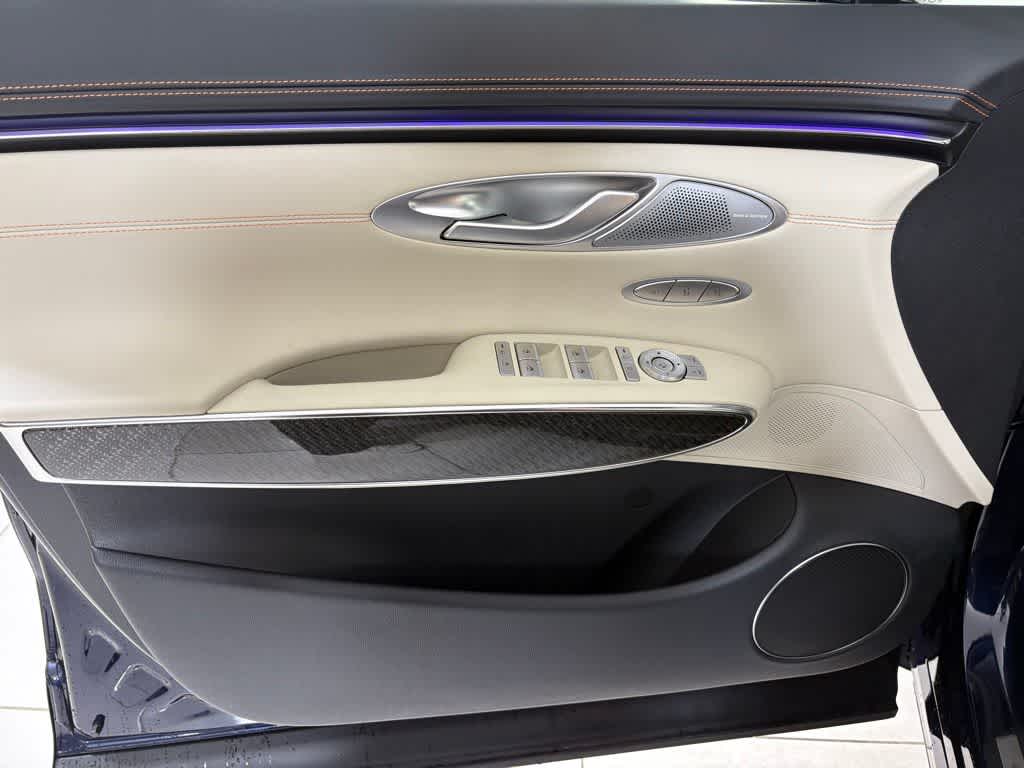 Thumbnail: 2026 Genesis GV70 - 17