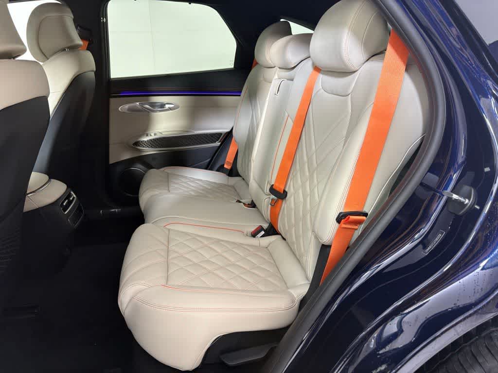 Thumbnail: 2026 Genesis GV70 - 18