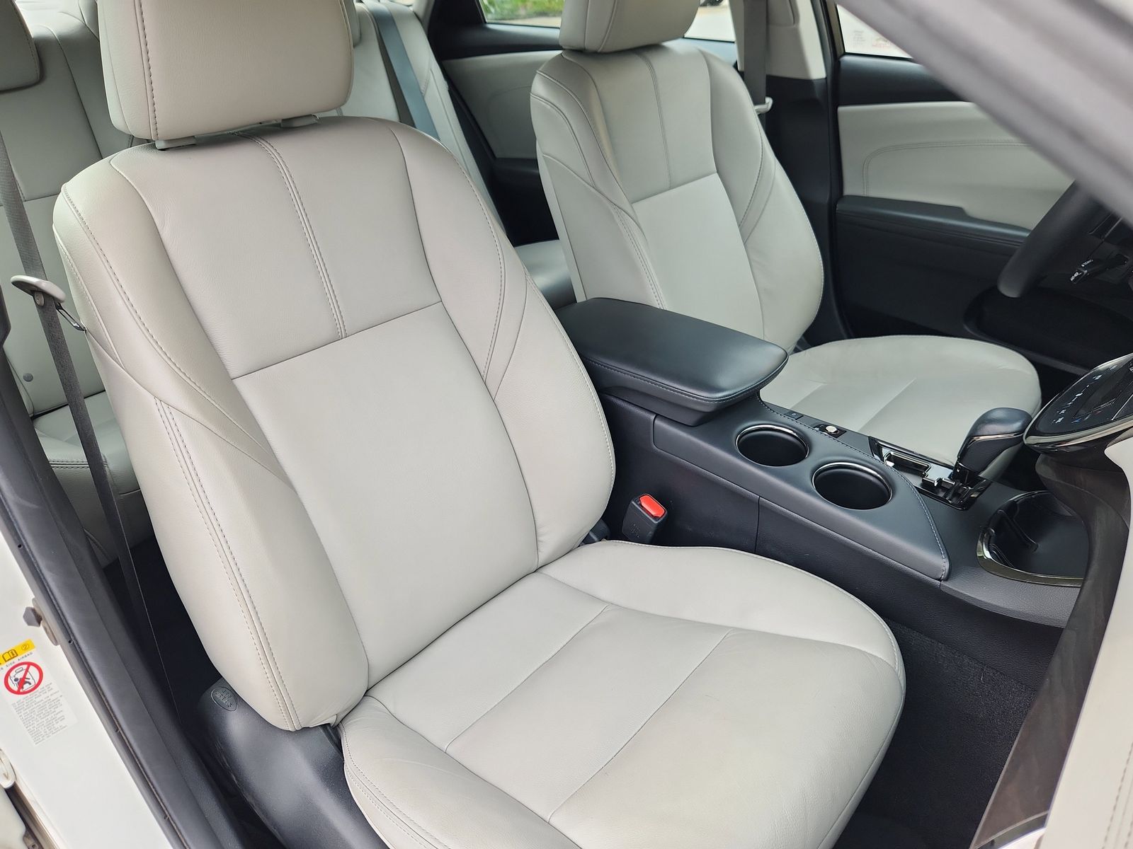 2016 Toyota Avalon XLE - Photo 15