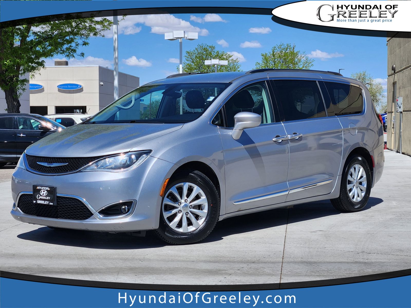 2017 Chrysler Pacifica Touring-L