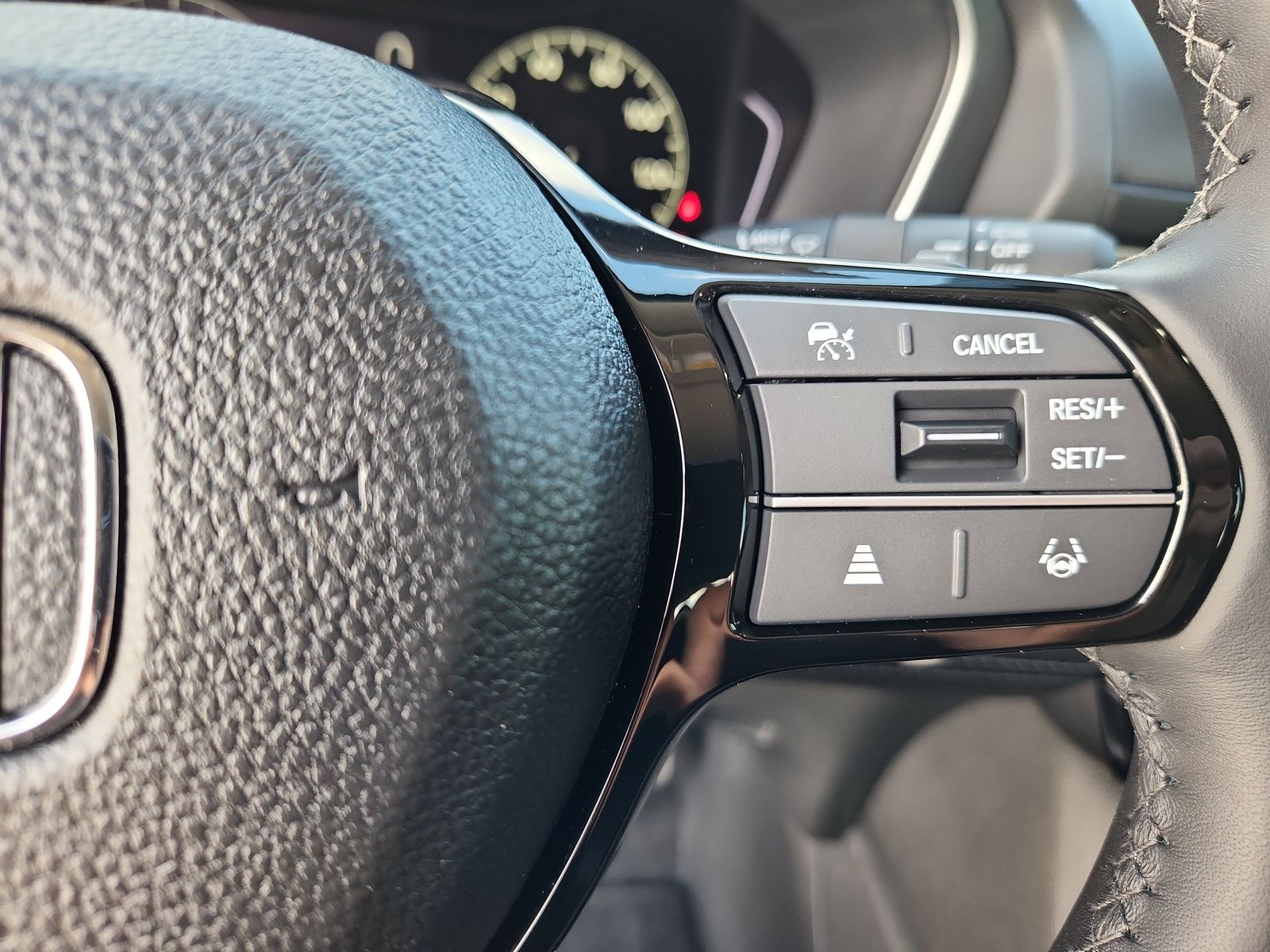 2025 Honda Pilot EX-L - Photo 22